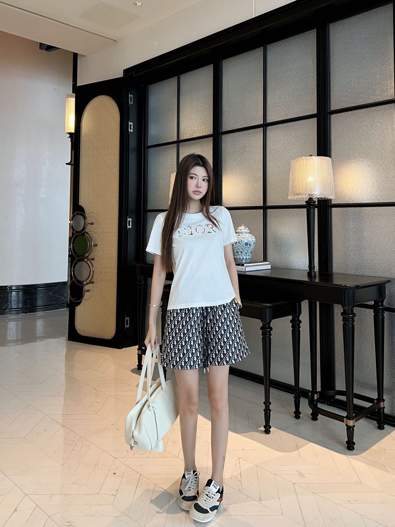 NO:801437,upper body,,19860909上身,,,Women's clothing