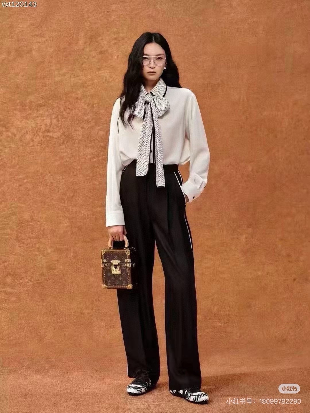 NO:802015,upper body,,19860909上身,,,Women's clothing