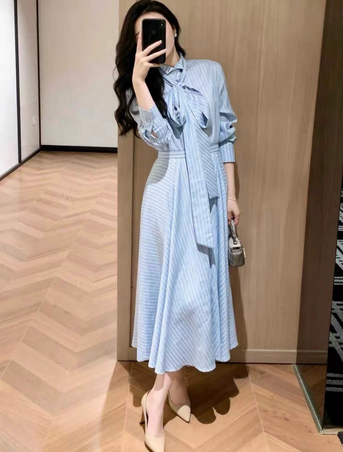 NO:808684,,,19860909,,,Women's clothing