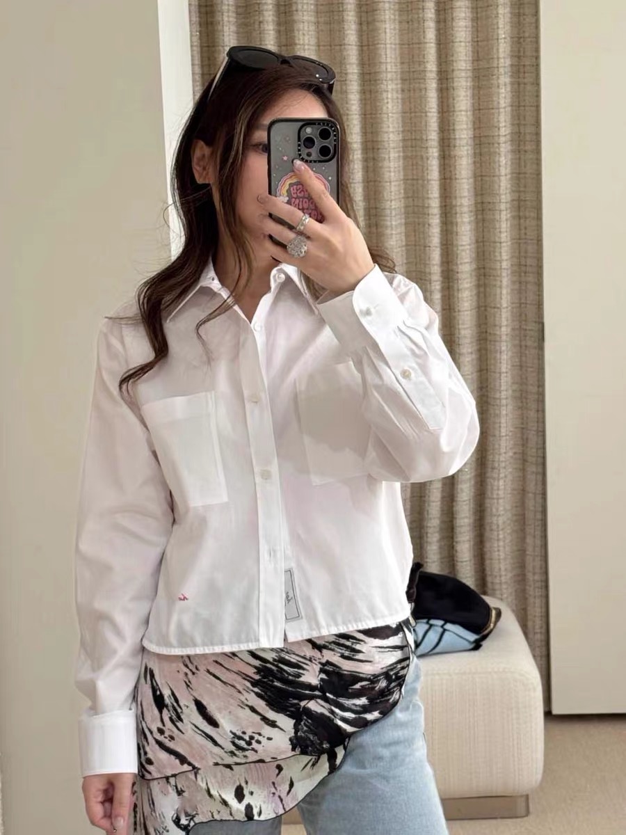 NO:892160,,,19860909,,,Women's clothing