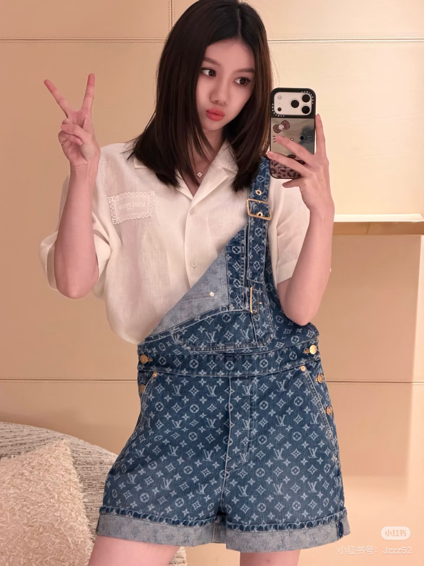 NO:901689,,,19860909,,,Women's clothing