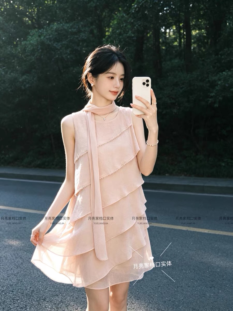 NO:893299,,,19860909,,,Women's clothing