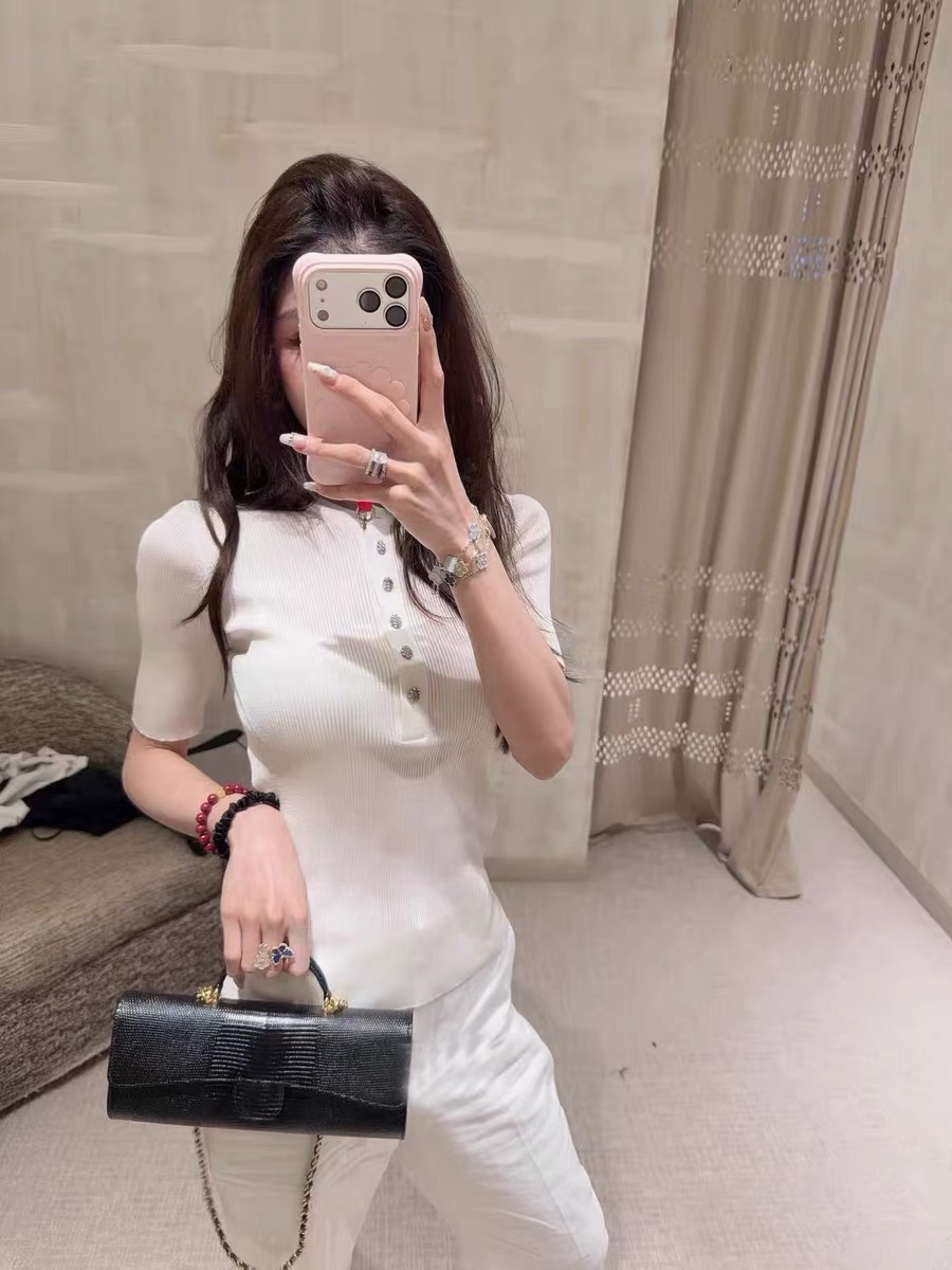 NO:892457,,,19860909,,,Women's clothing