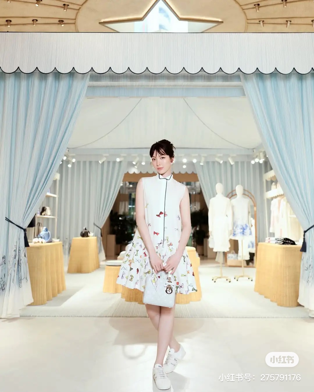 NO:909524,,,19860909,,,Women's clothing