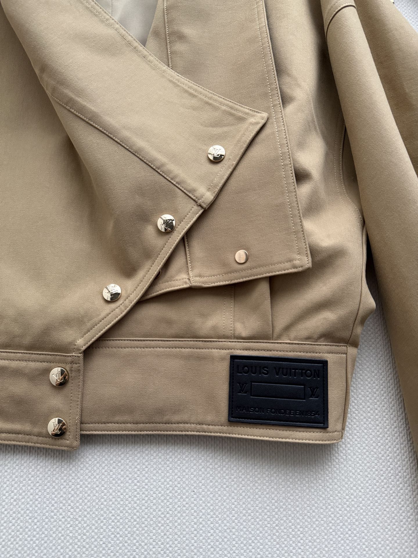  LV Double Layer Lapel Gold Button Short Jacket