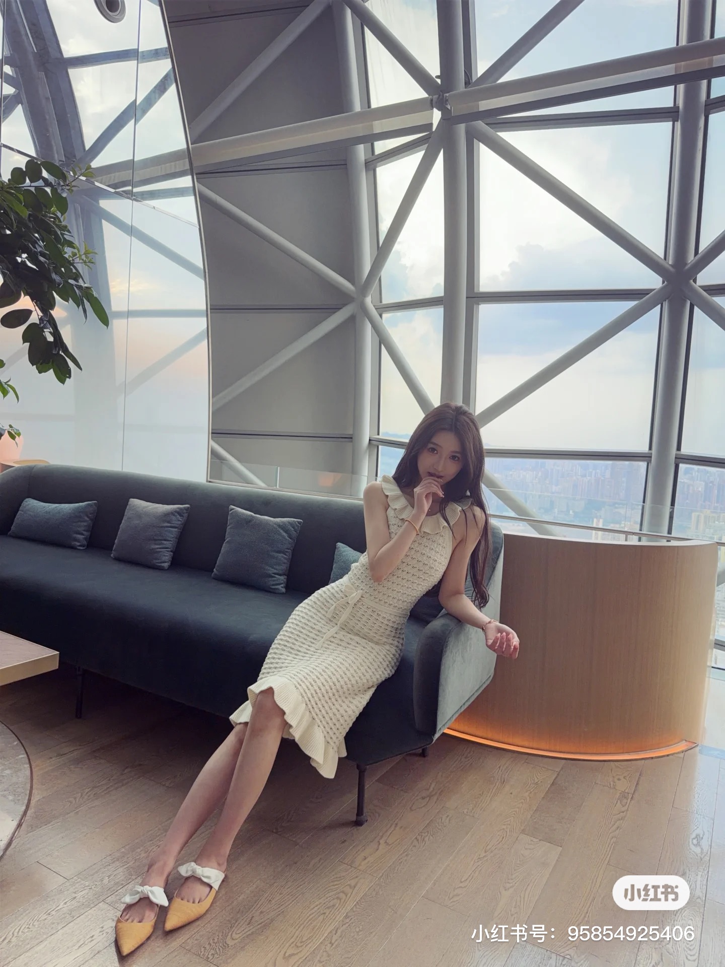 NO:946881,upper body,,19860909上身,,,Women's clothing