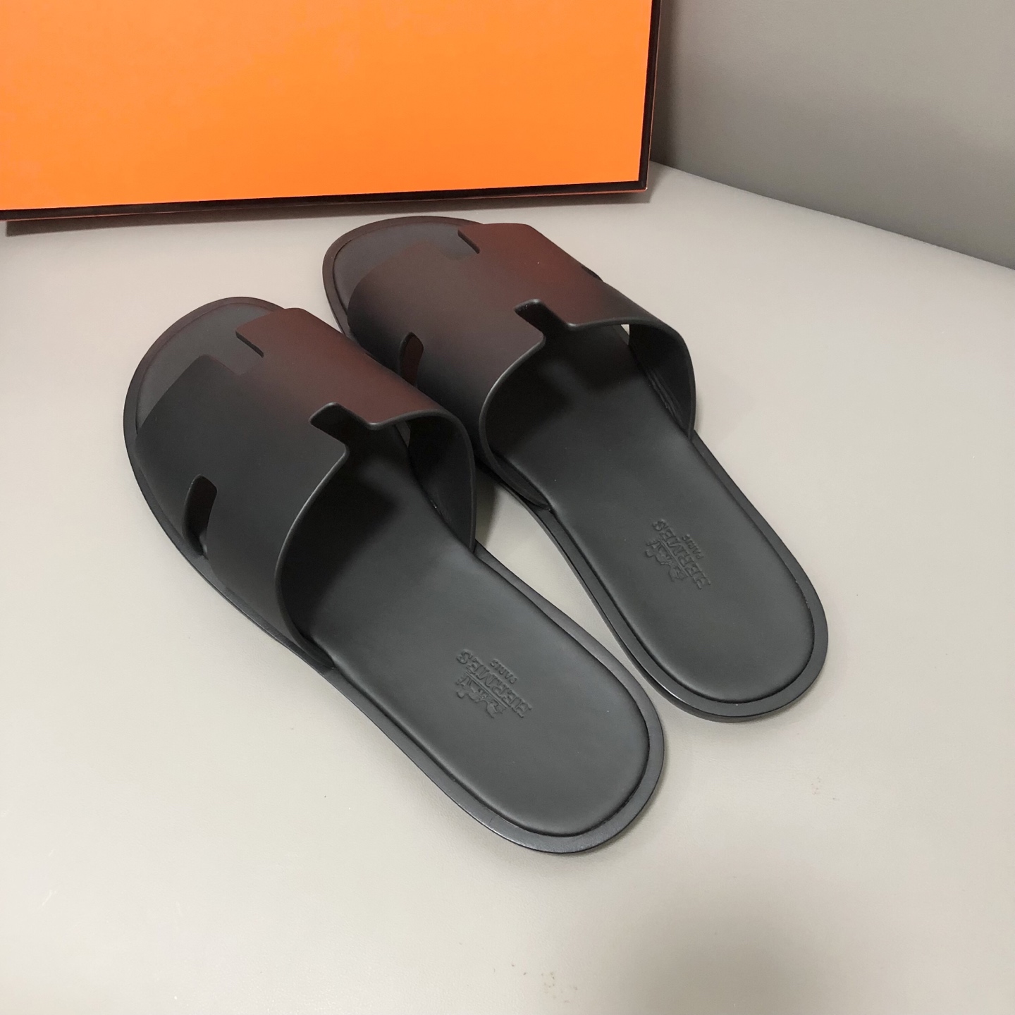 Alternative view of Hermes Slides 12584