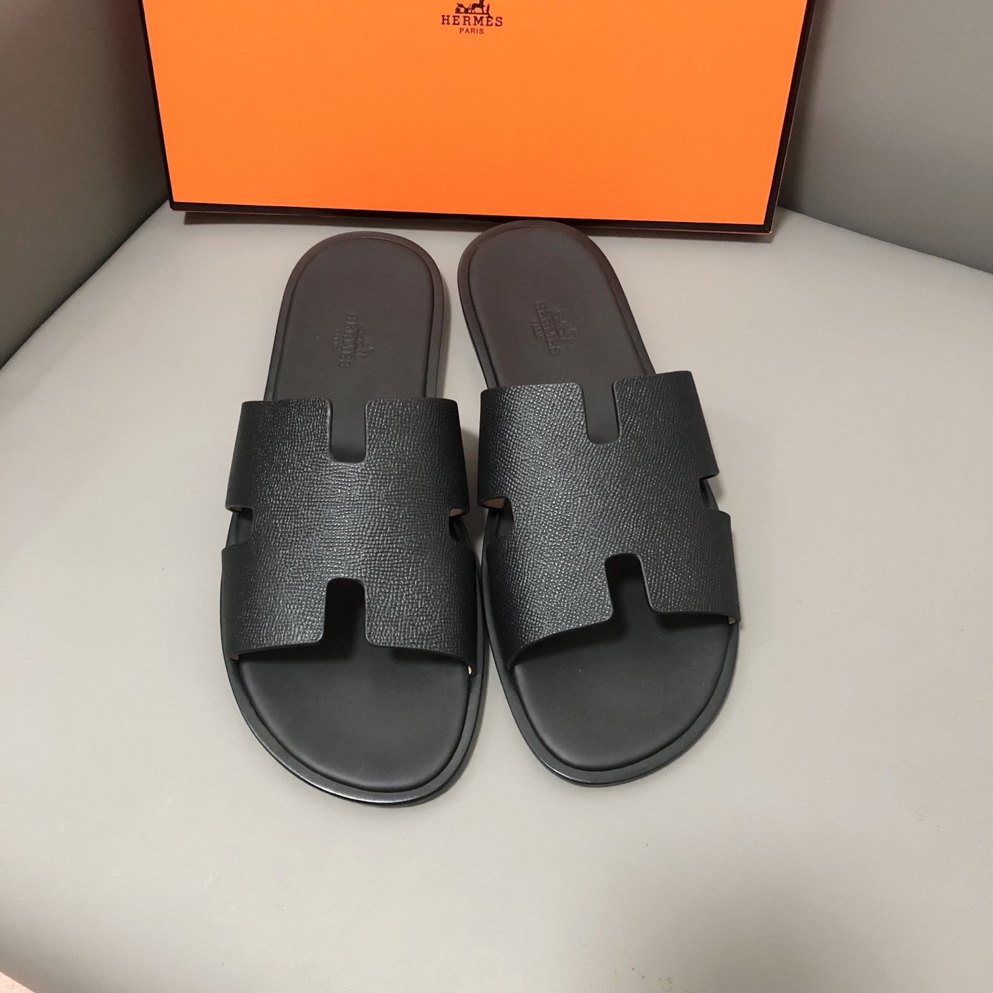 Hermes Slides 12588