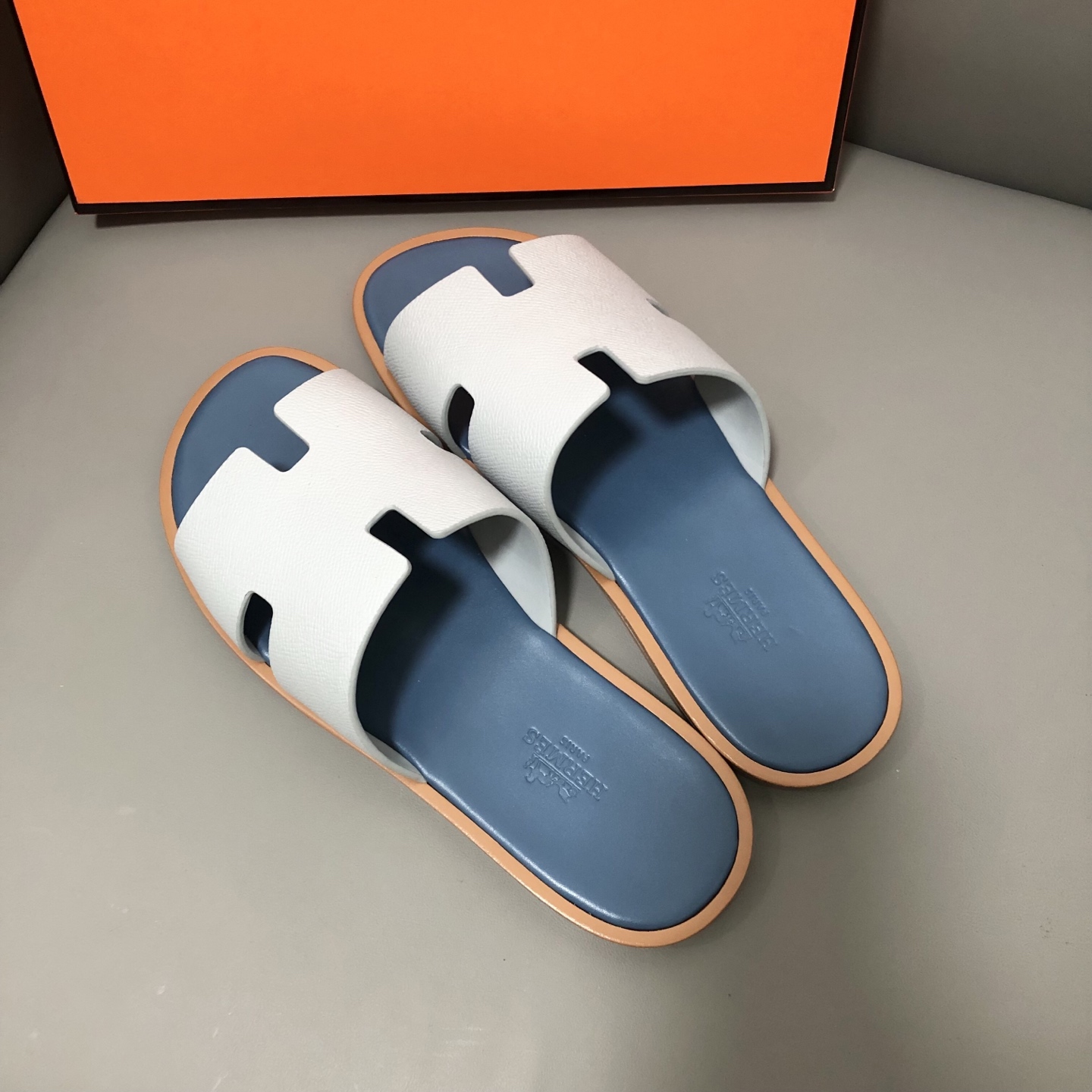 Alternative view of Hermes Slides 12586