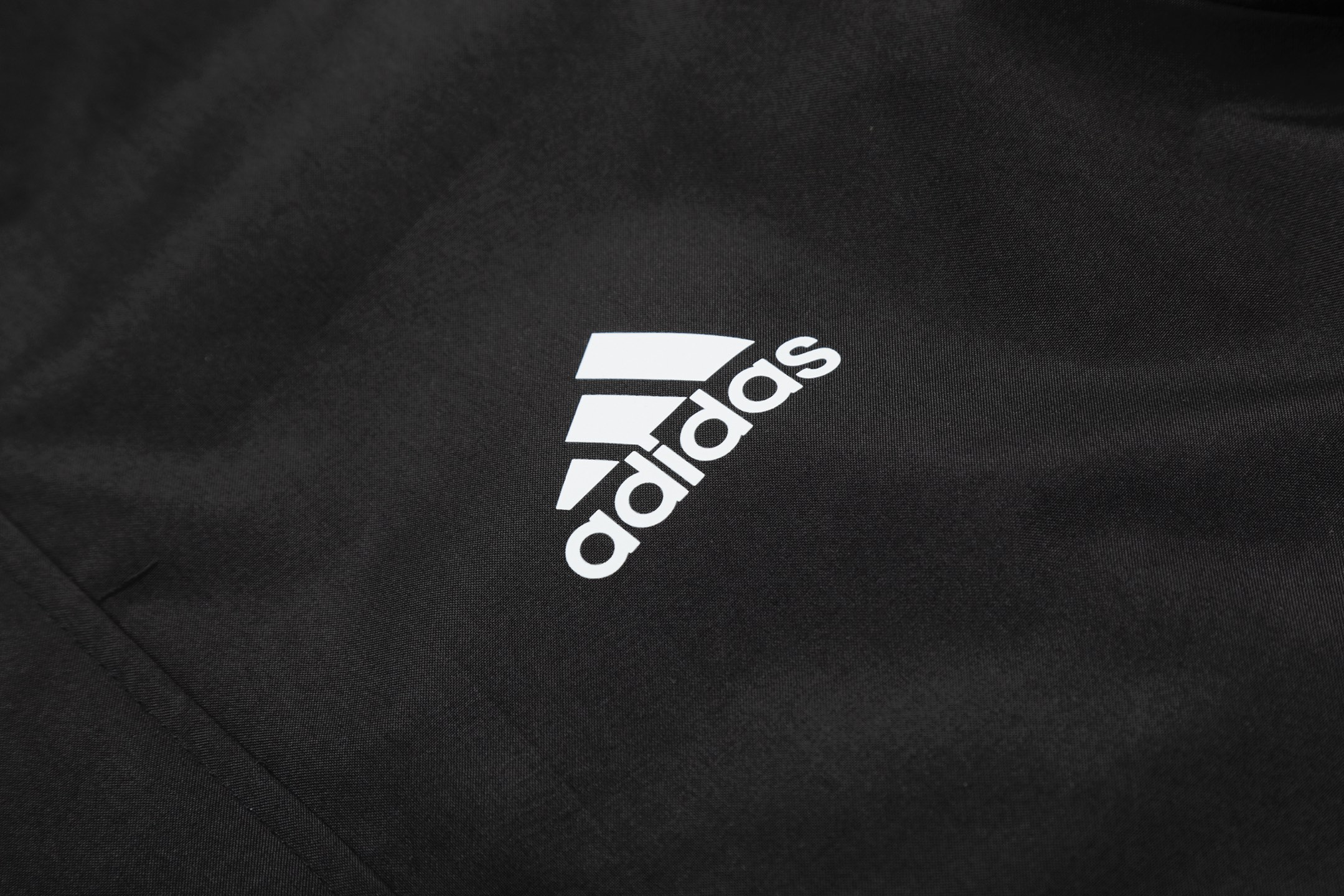 Adidas Classic Hooded Couple Jacket: Stylish, High-Quality, Black, Multiple Sizes Available - 图片 6
