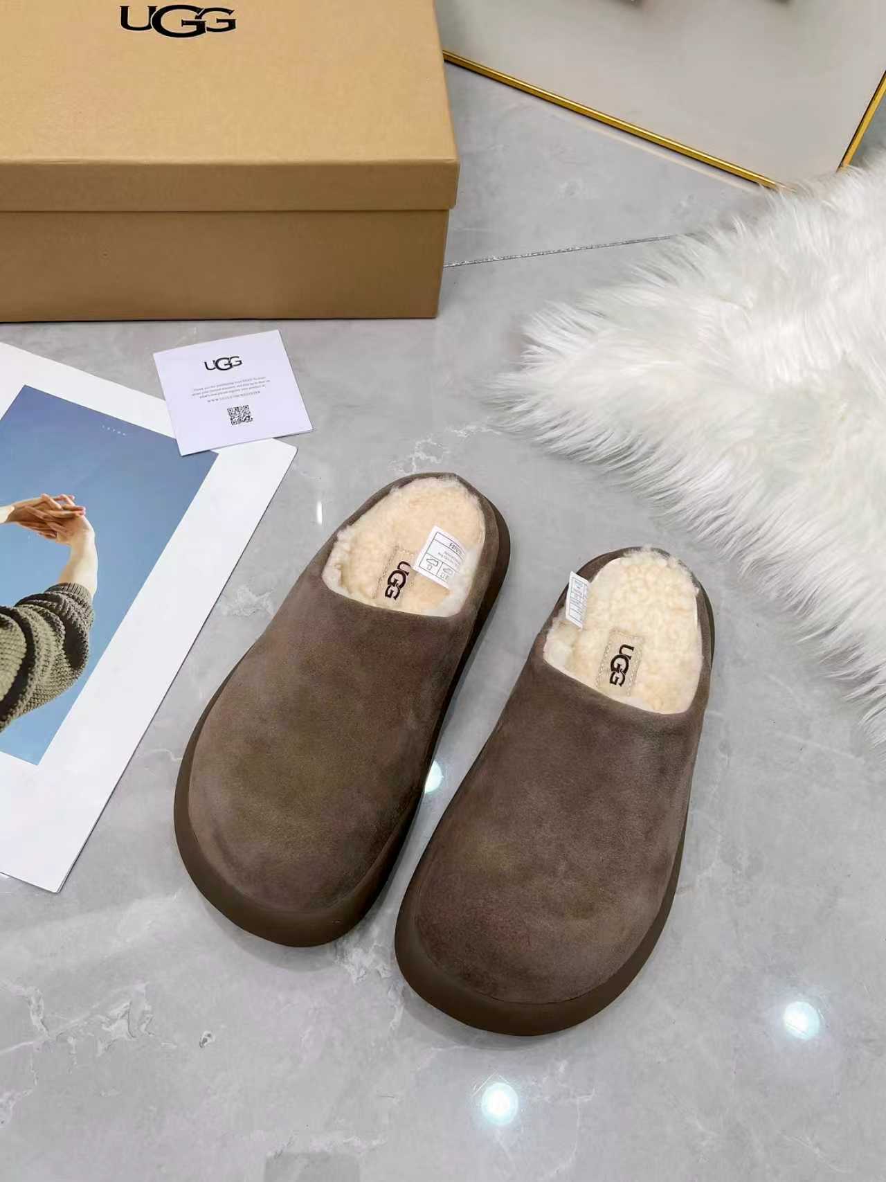 NO:577574,High quality, thick-soled small potatoes, 5 colors, walnut wood (gray coffee), half-shoes19860909高品质,厚底小土豆,5色齐发,胡桃木(灰咖),半拖毛毛鞋,Women's Shoes