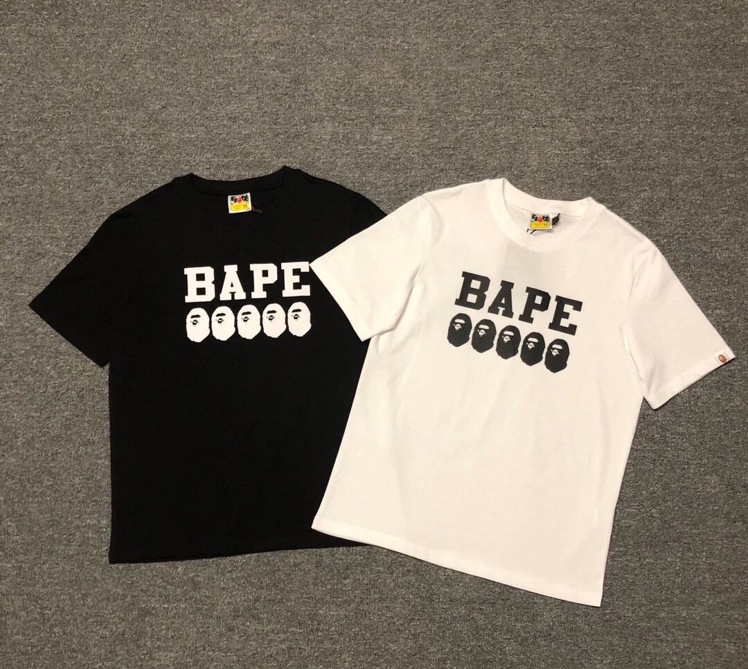 P55

001216款A BATHING APE 字母猿人头印花短袖T恤  男女同款  码数smlxlxxl. 黑色白色