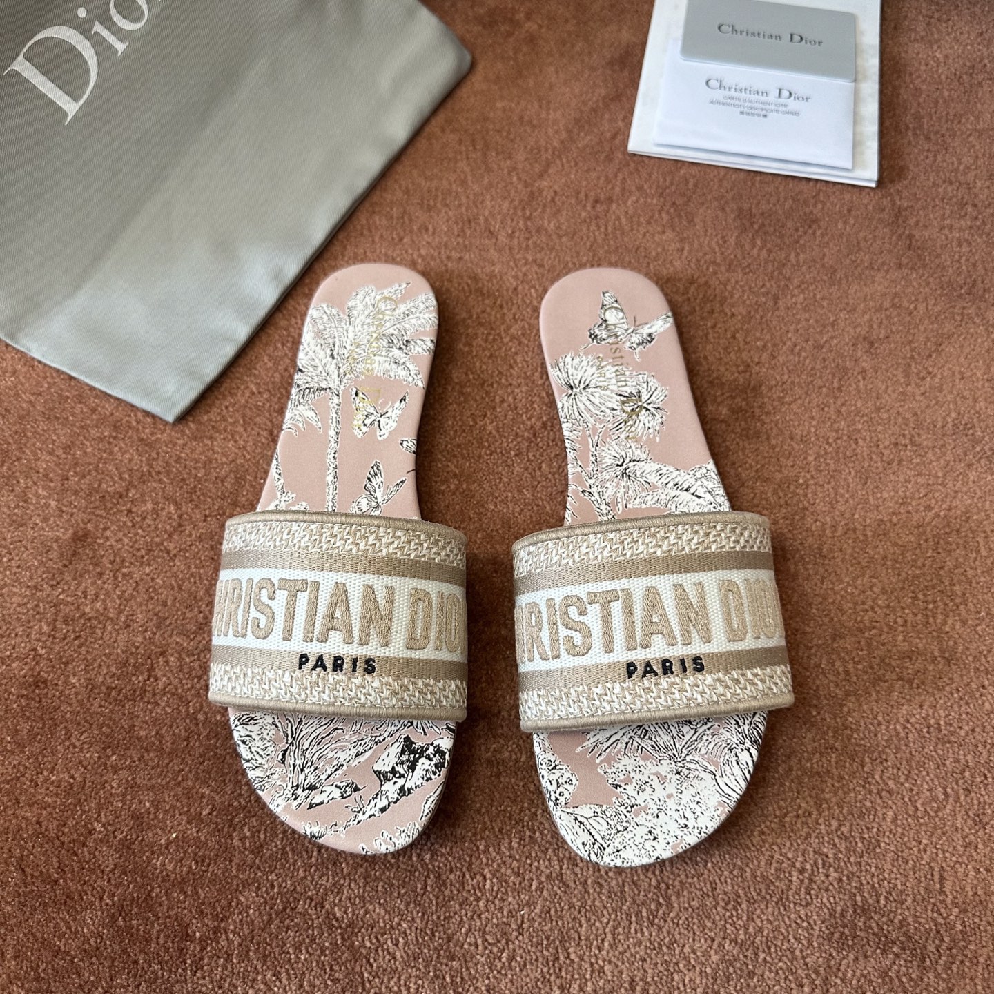 디올 신발 108399 Dior Shoes