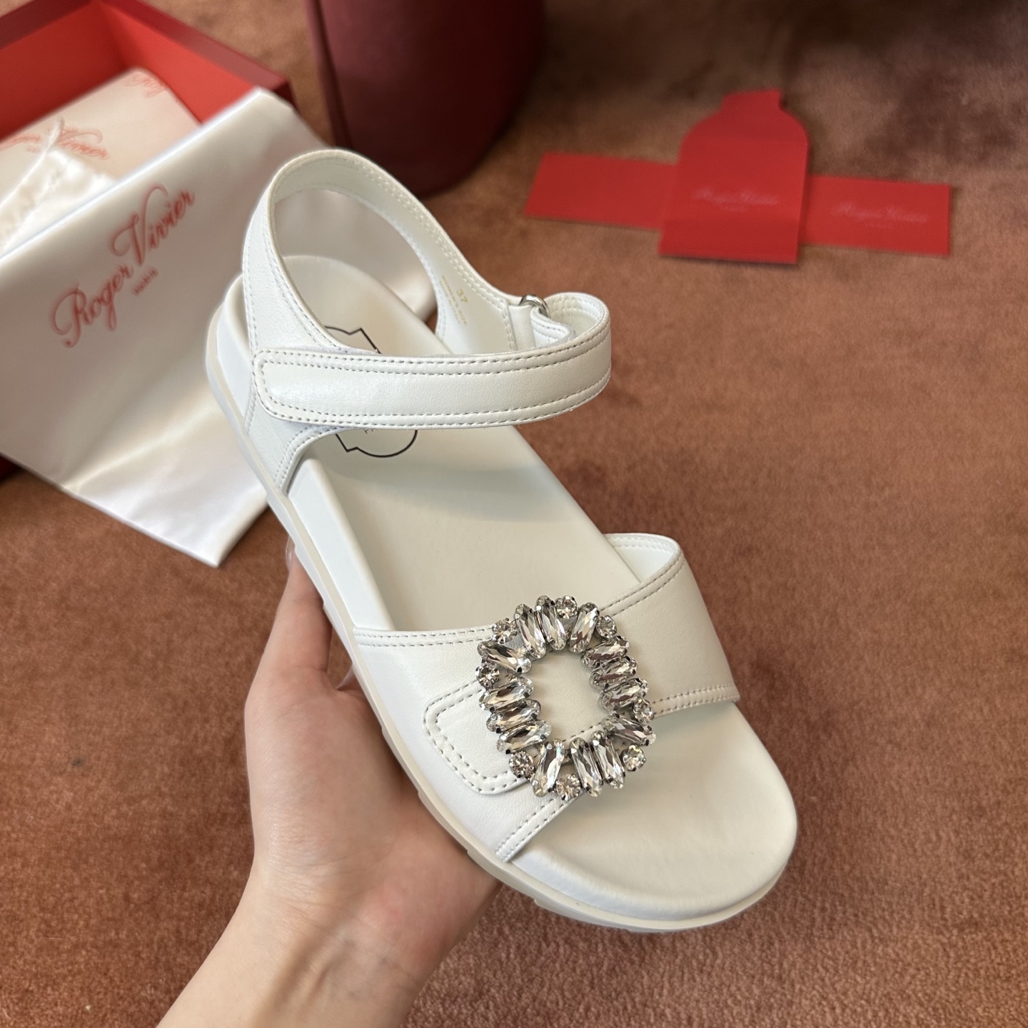 로저비비에 다이아몬드 버클 아비에이션 슬리퍼 108375 이미지 3