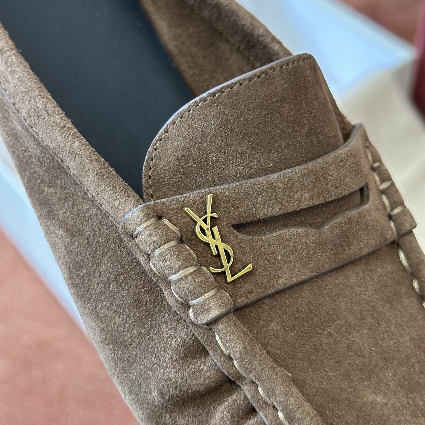 생로랑 YSL 장어 가죽 스웨이드 뮬 108325 이미지 4