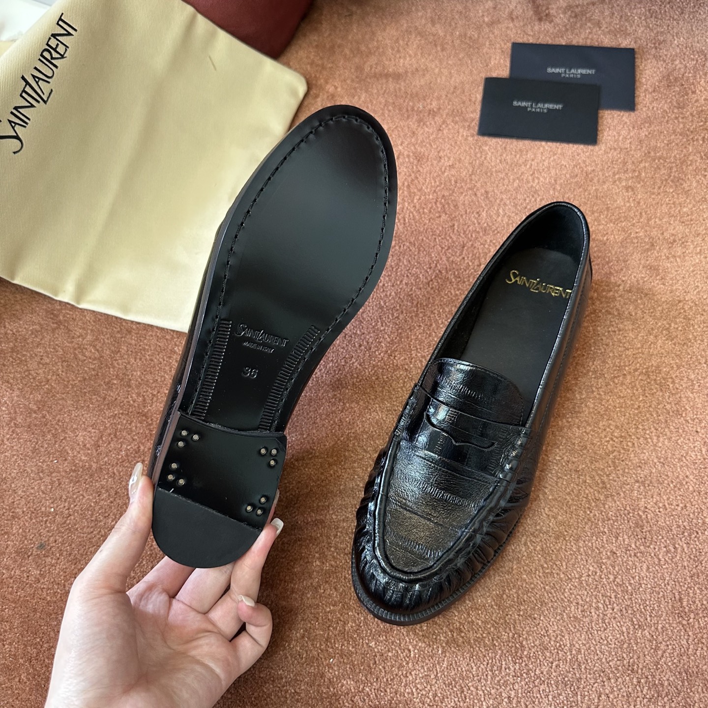 생로랑 YSL 앞코 덮인 뮬 슬리퍼 108310 이미지 7