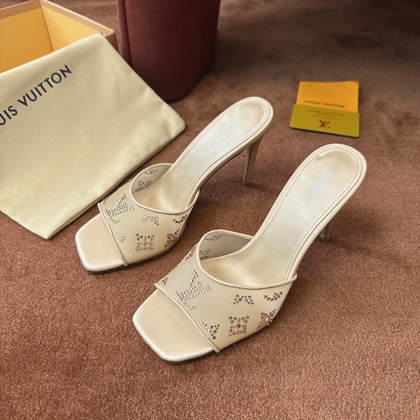 루이비통 신발 129400 Louis Vuitton Shoes 썸네일 이미지