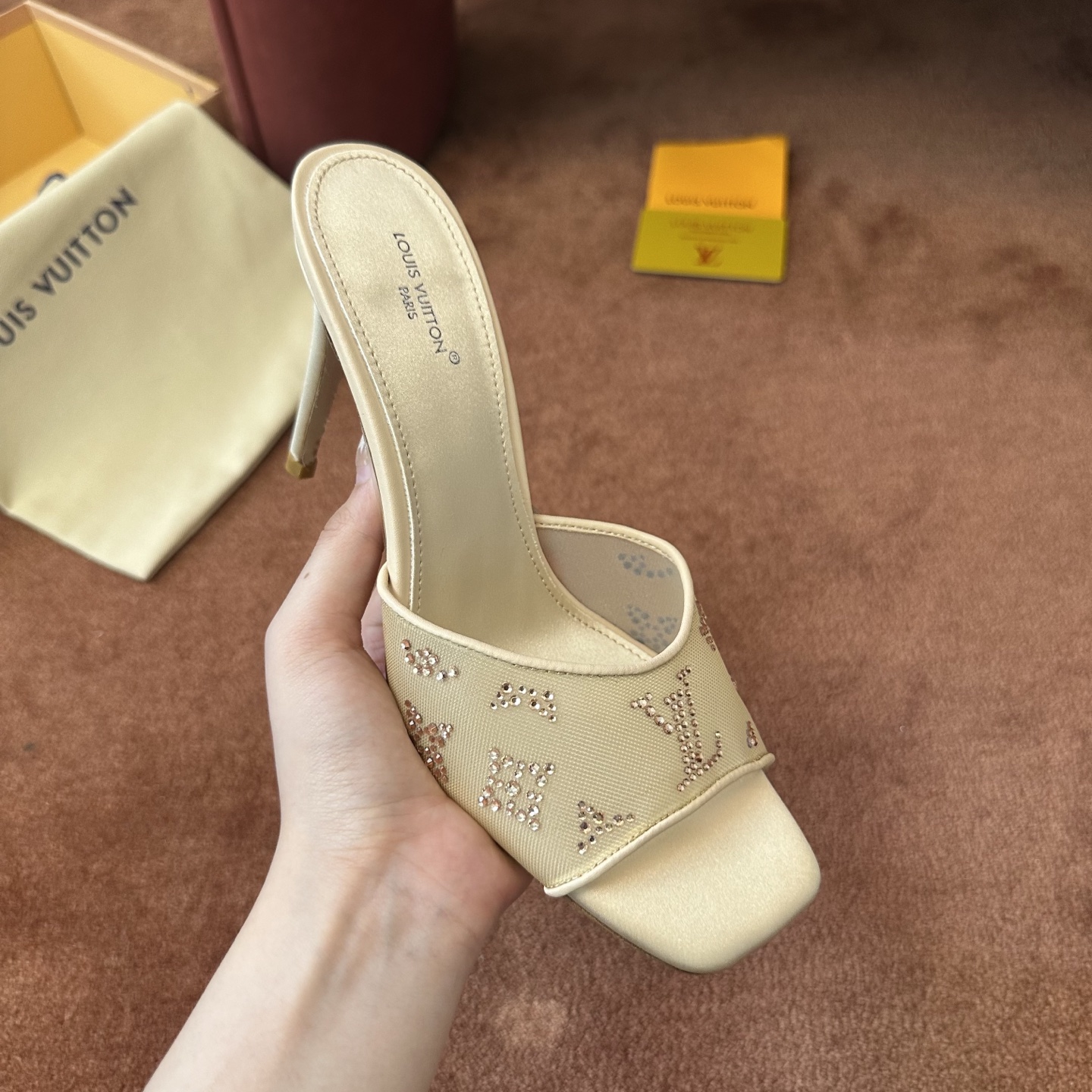 루이비통 신발 129400 Louis Vuitton Shoes 썸네일 이미지