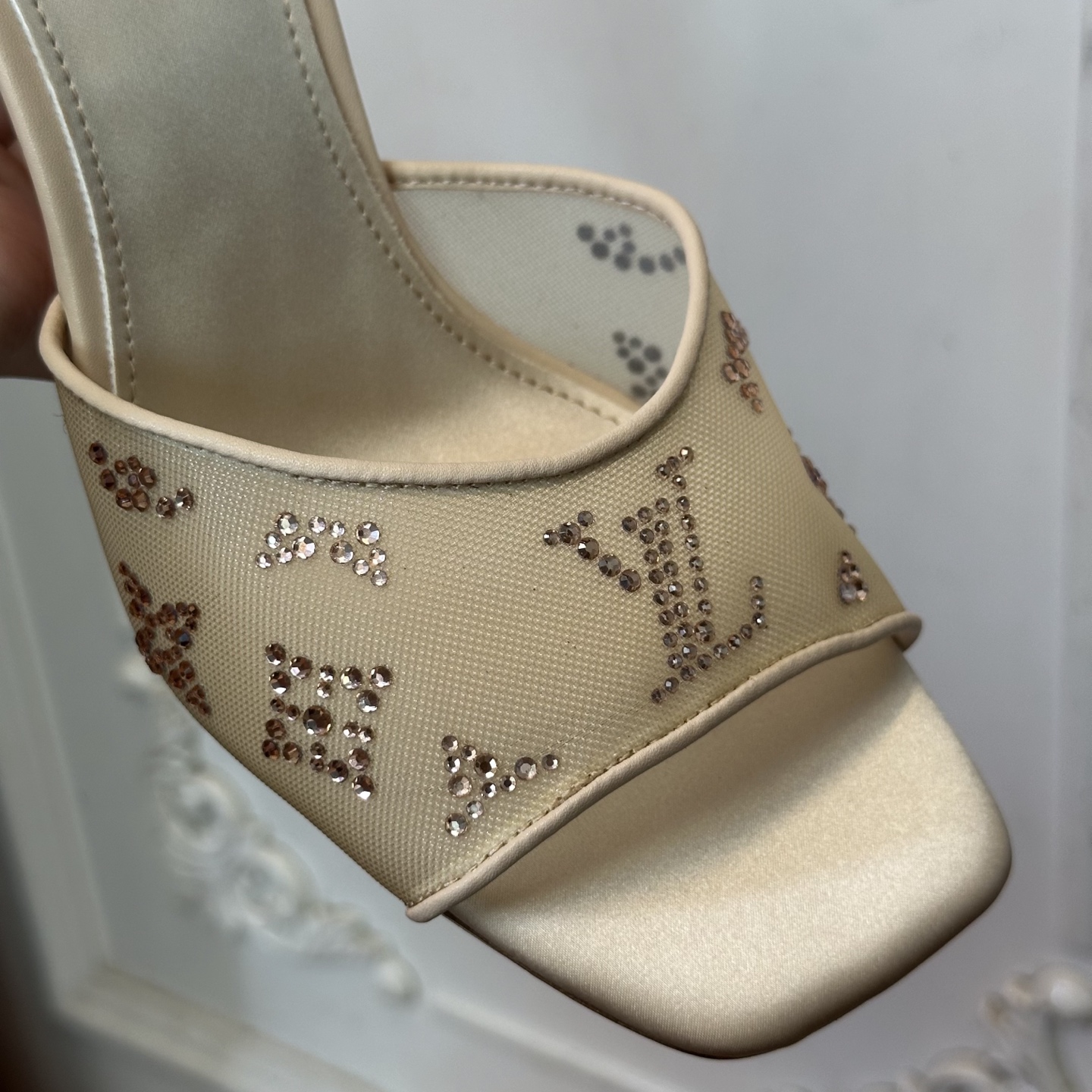 루이비통 신발 129400 Louis Vuitton Shoes 썸네일 이미지