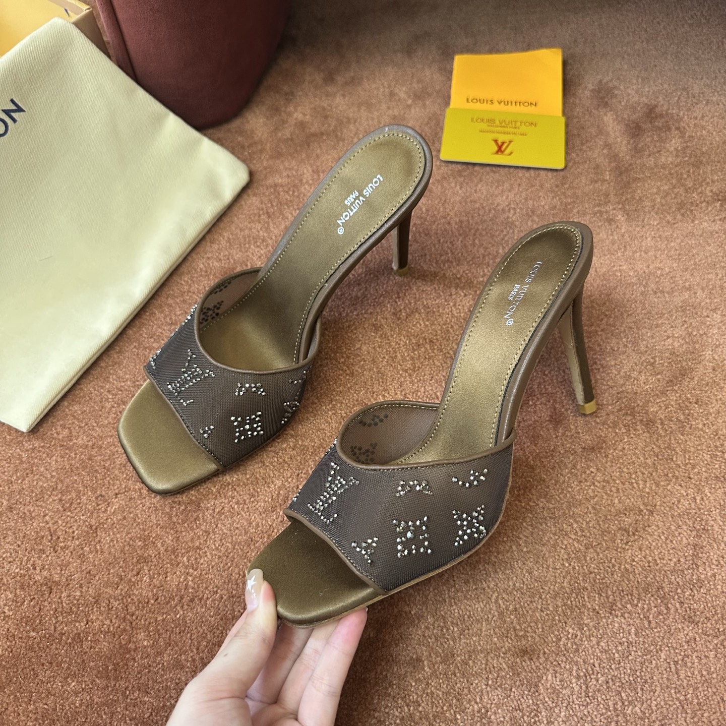 루이비통 신발 129399 Louis Vuitton Shoes 썸네일 이미지