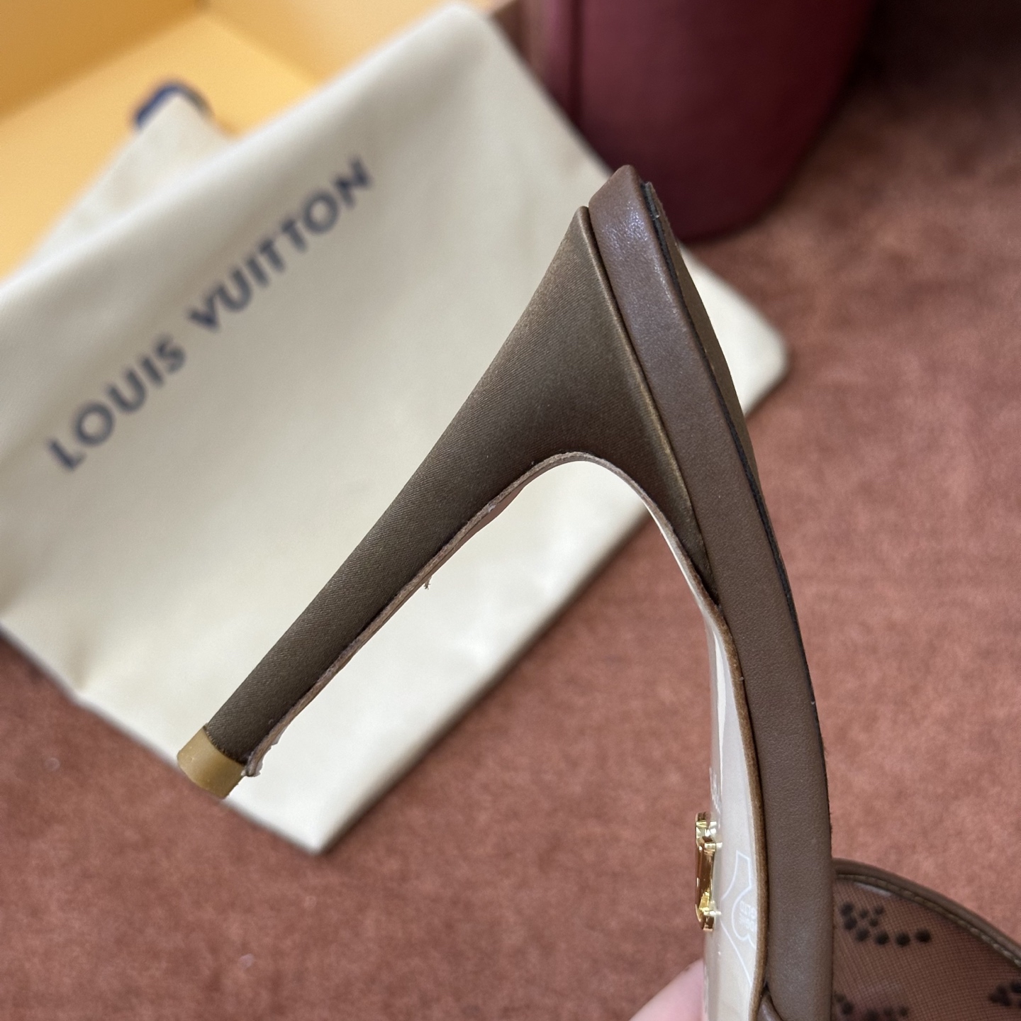 루이비통 신발 129399 Louis Vuitton Shoes 썸네일 이미지