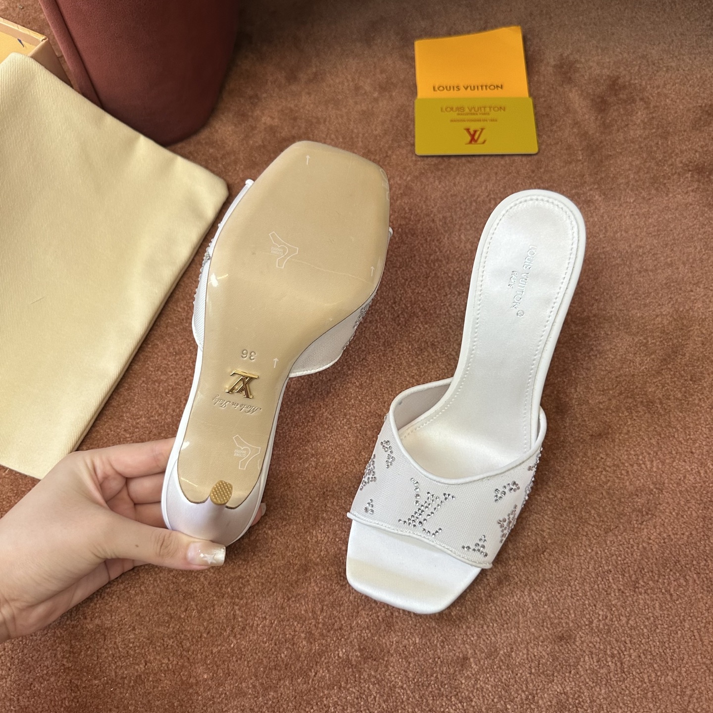 루이비통 신발 129398 Louis Vuitton Shoes 썸네일 이미지