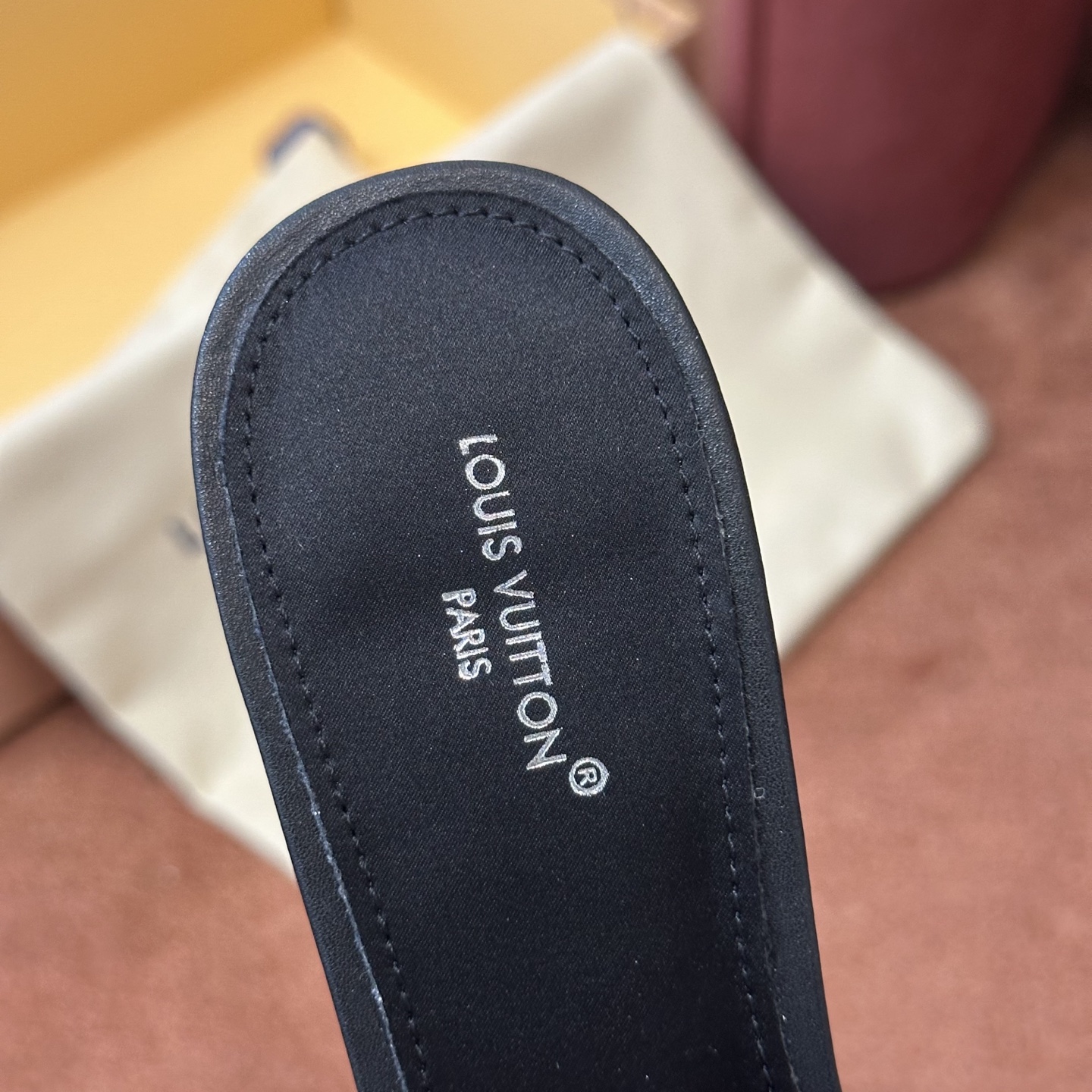 루이비통 신발 129397 Louis Vuitton Shoes 썸네일 이미지