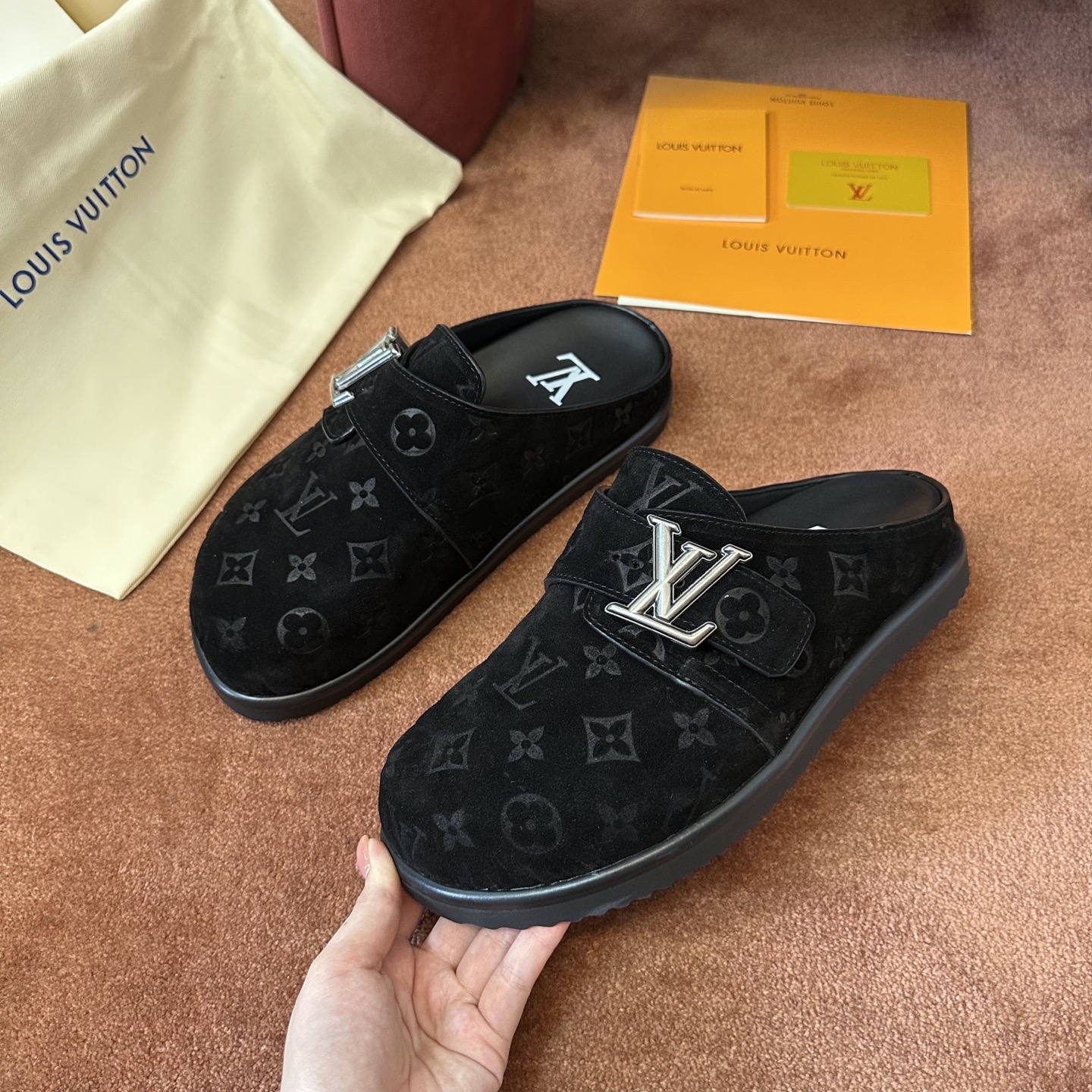 루이비통 신발 129311 Louis Vuitton Shoes 썸네일 이미지