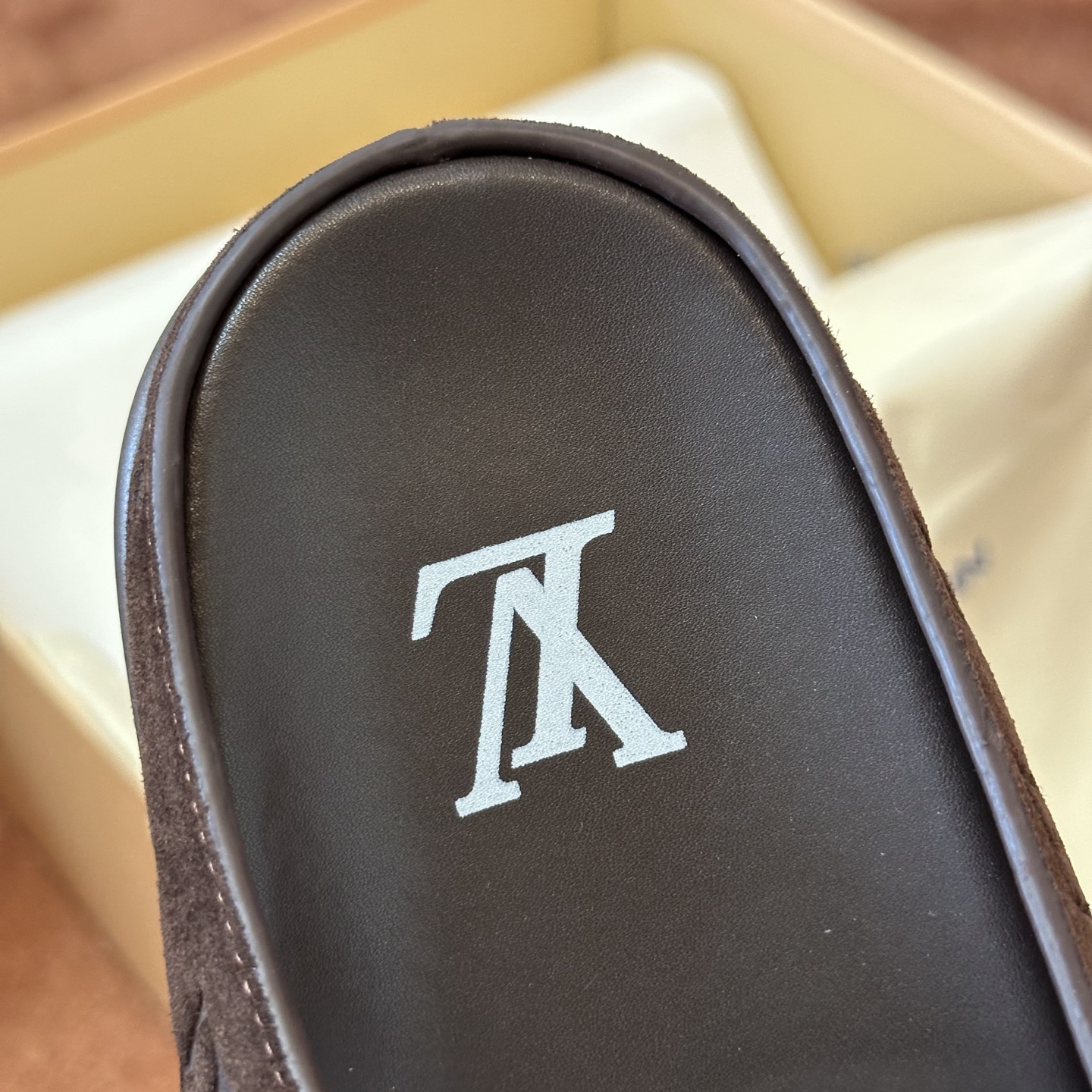 루이비통 신발 129307 Louis Vuitton Shoes 썸네일 이미지