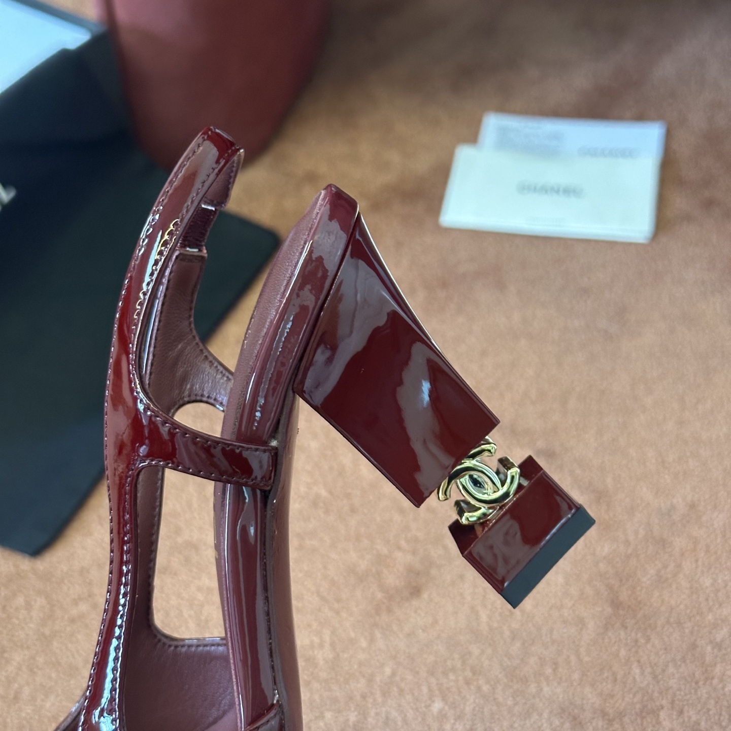 샤넬 더블 C 로고 스니커즈 상세 이미지 5