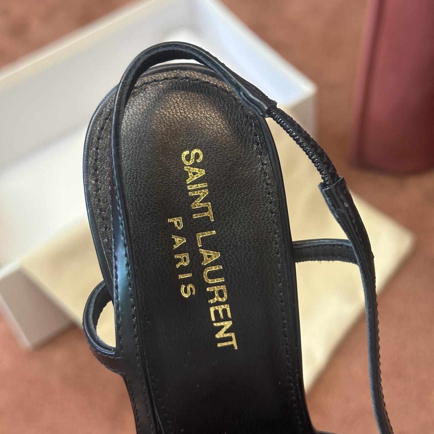 생로랑 메탈 캡 토 YSL 로고 슬링백 펌프스 블랙 상세 이미지 5