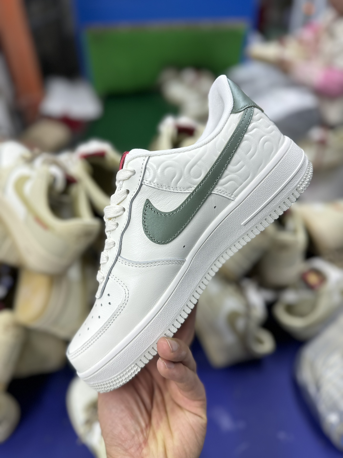 S版全网最顶头层Nike Air Force 1 Low 空军 低帮 蛇年限定  HV5979-130