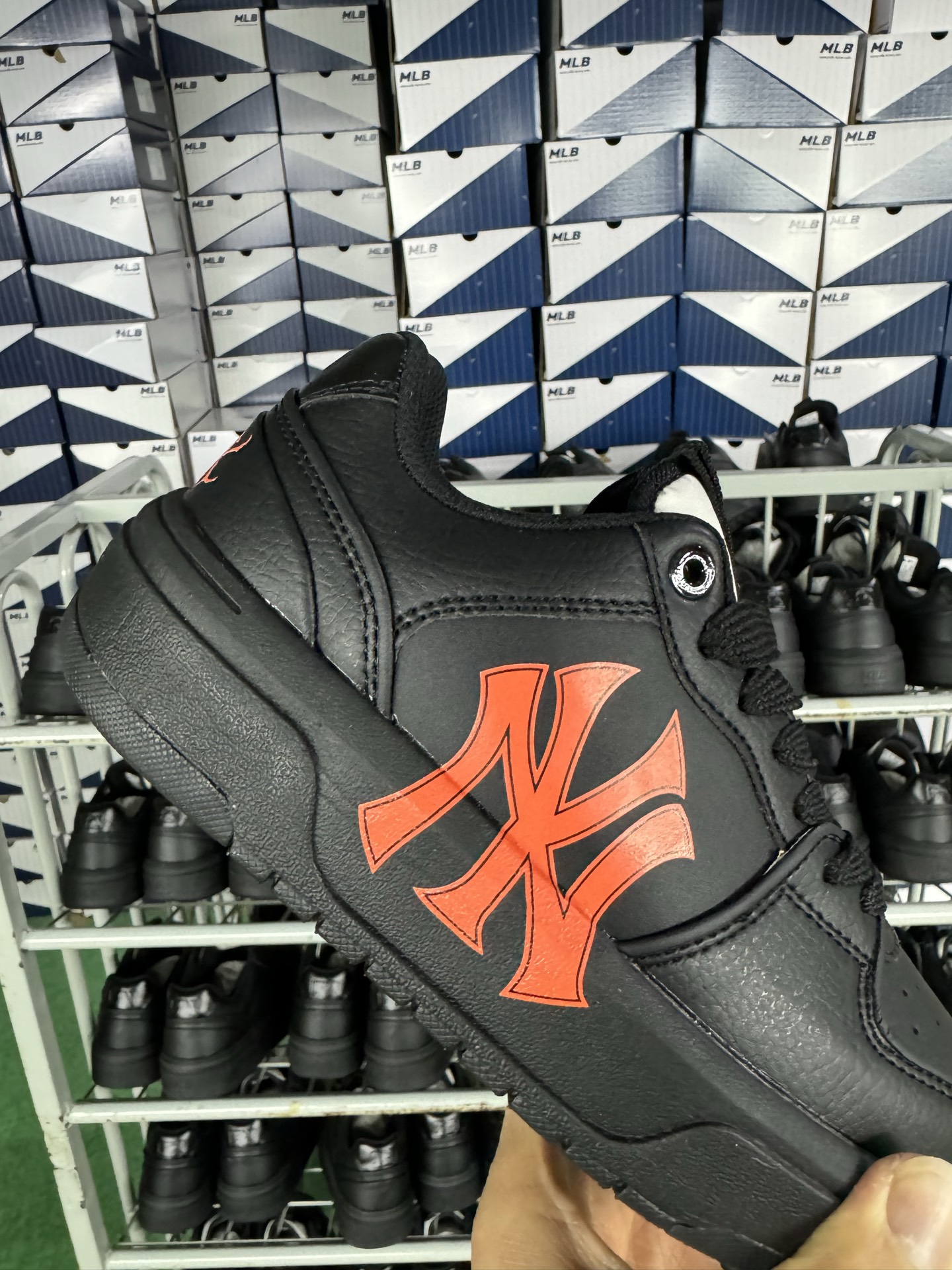 P200 网络爆款 MLB NY印花 中帮 New York Yankees x  MLB Chukky Classic 经典老爹风轻量增高厚底百搭休闲运动慢跑鞋
