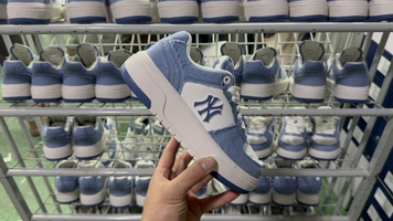 MLB New York Yankees Chukky Classic Denim Sneakers - Lightweight & Stylish