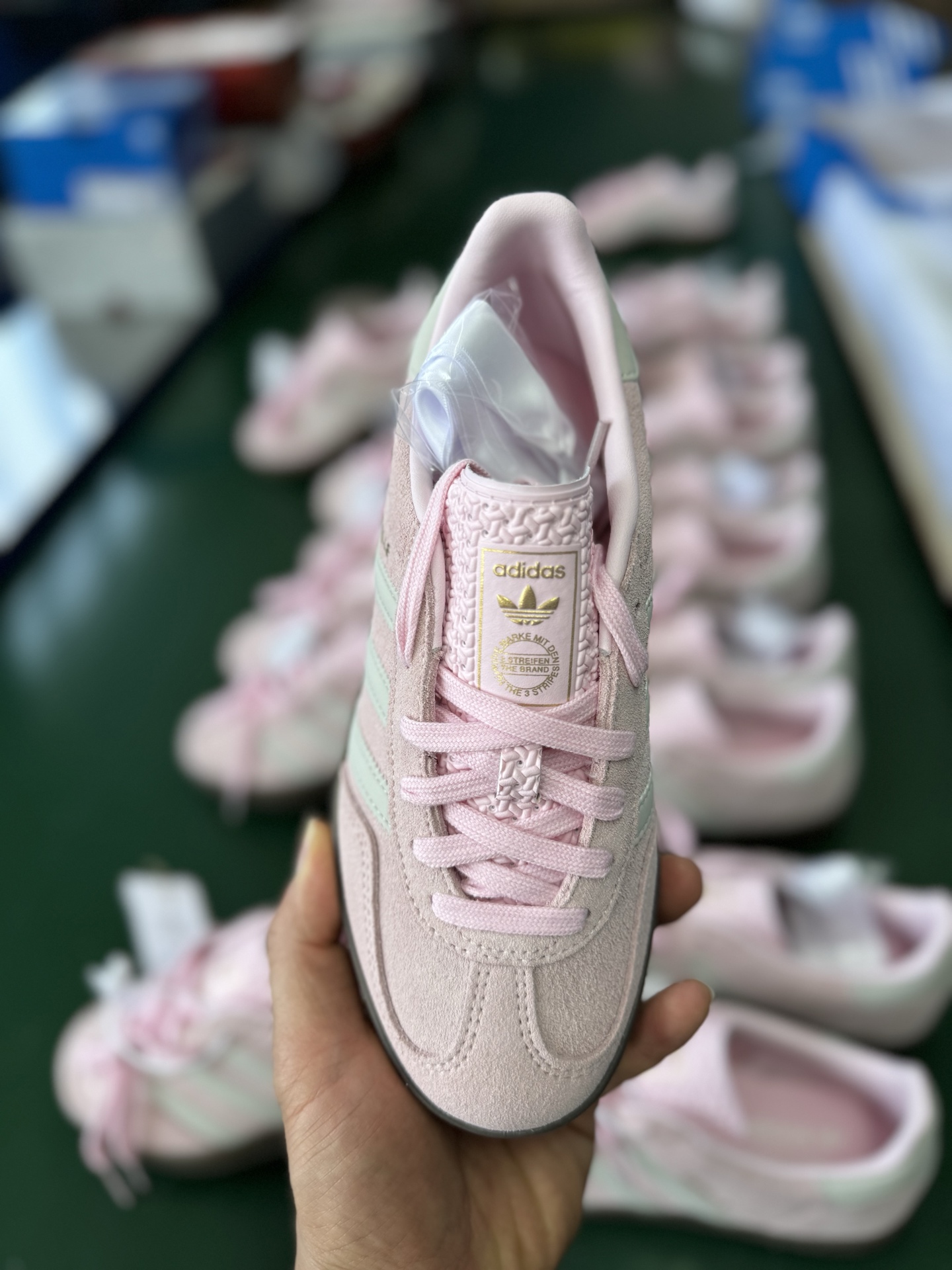 P200CS纯原AD Originals Gazelle Indoor 粉色 三叶草复古休闲运动板鞋 JI2716