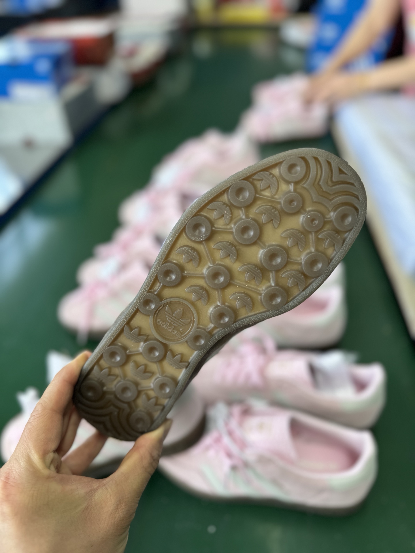 P200CS纯原AD Originals Gazelle Indoor 粉色 三叶草复古休闲运动板鞋 JI2716