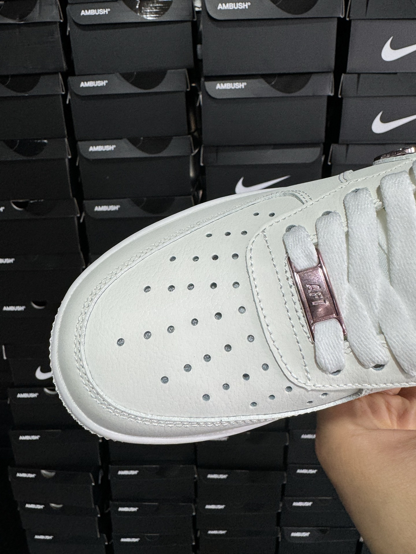 P160 P版Nike Air Force 1 Low 液态粉金勾 IF1686-161