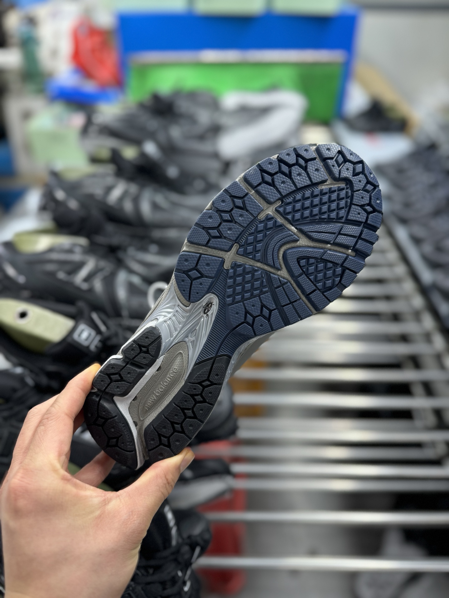 P220New Balance M1906RB 经典灰 NB新百伦潮流复古织物皮革减震防滑耐磨轻便低帮跑步鞋