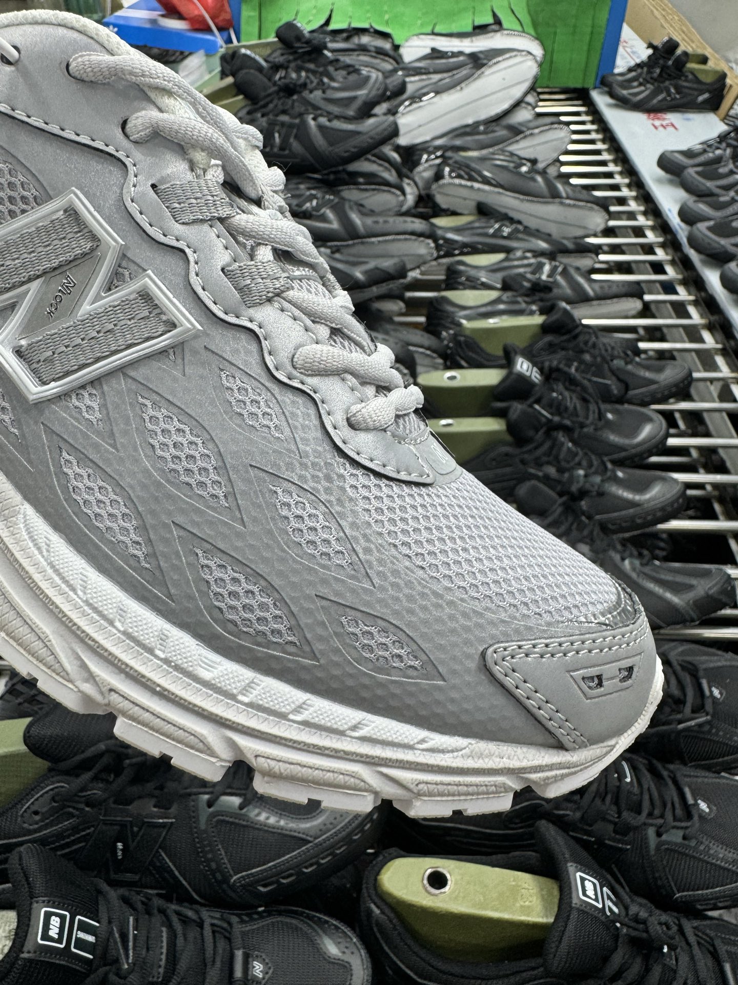 P220New Balance U1906WFE经典灰 NB新百伦潮流复古织物皮革减震防滑耐磨轻便低帮跑步鞋