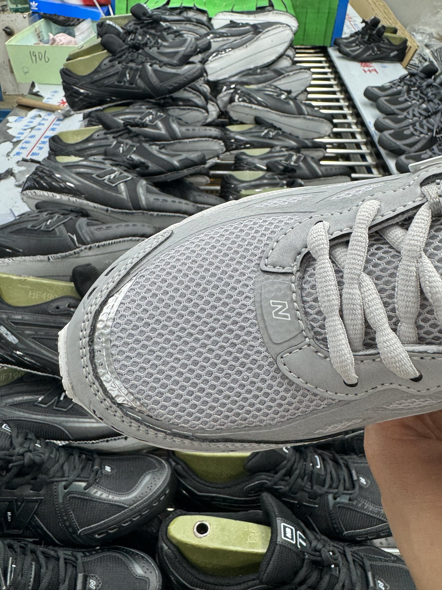 P220New Balance U1906WFE经典灰 NB新百伦潮流复古织物皮革减震防滑耐磨轻便低帮跑步鞋