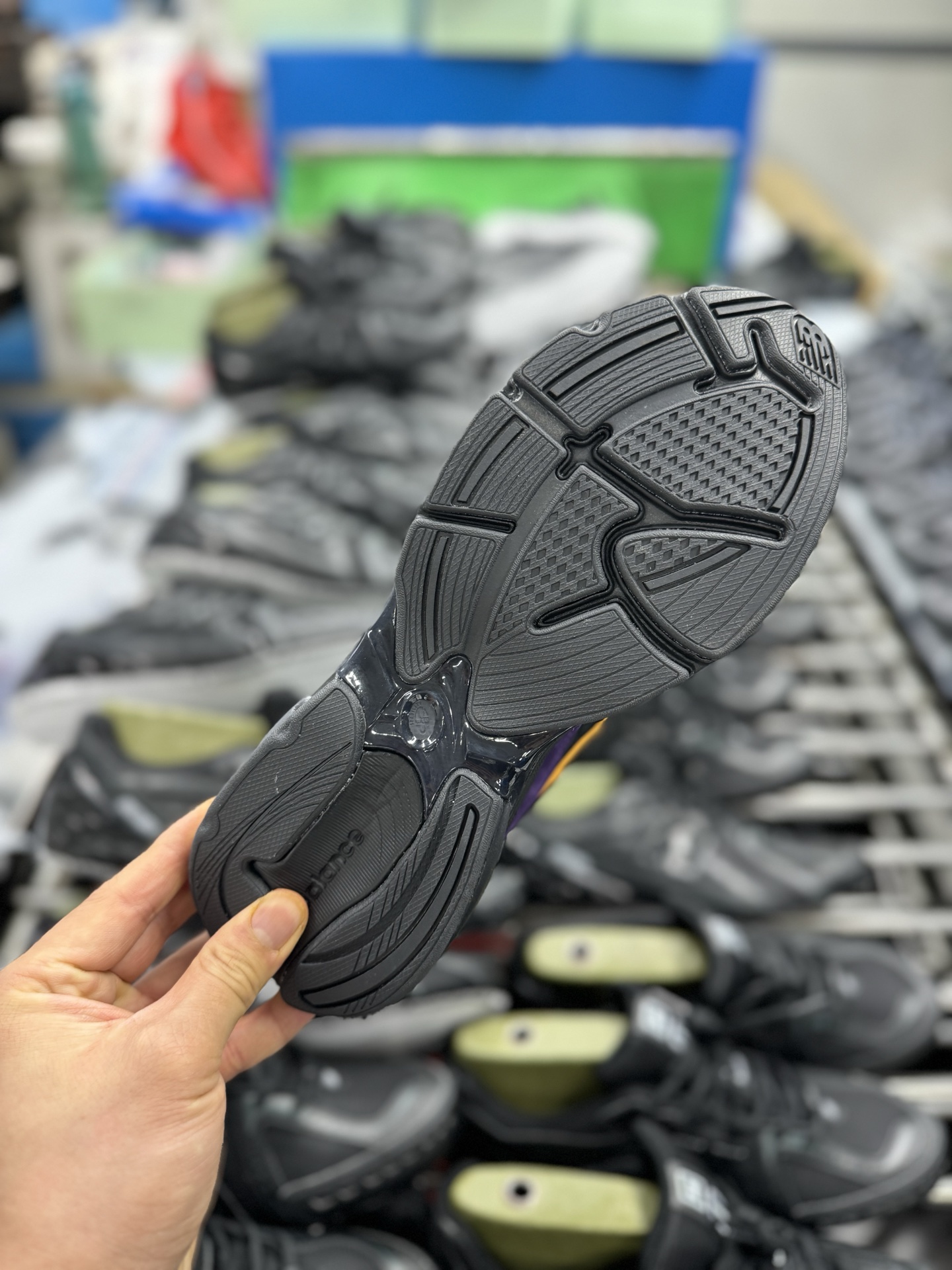 p240新货#纯原棕色 New Balance 2010系列 复古休闲跑步鞋 M2010ND