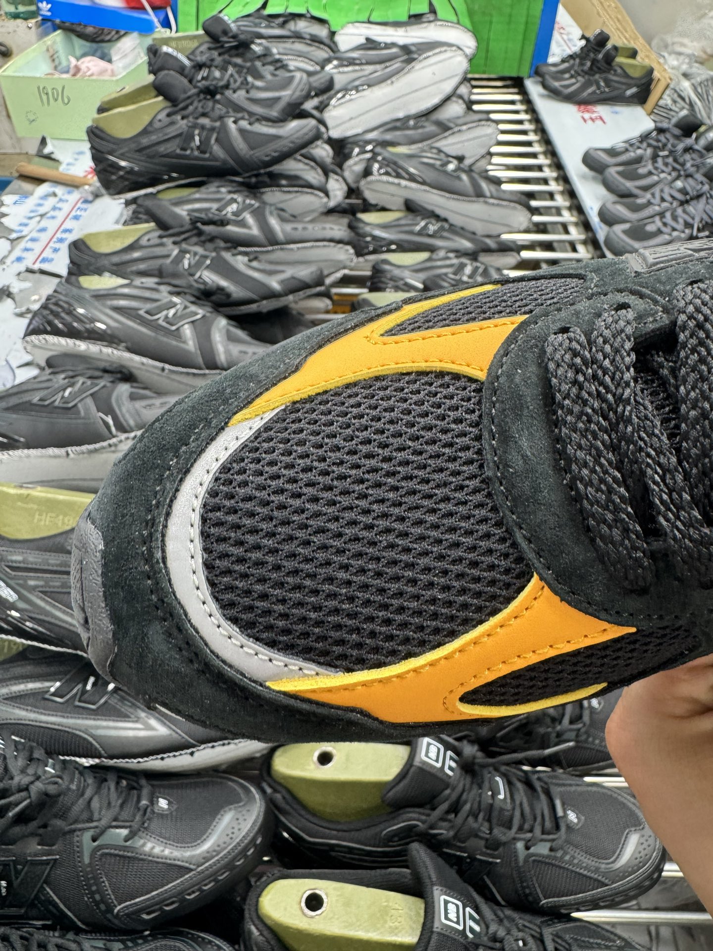 p240新货#纯原棕色 New Balance 2010系列 复古休闲跑步鞋 M2010ND