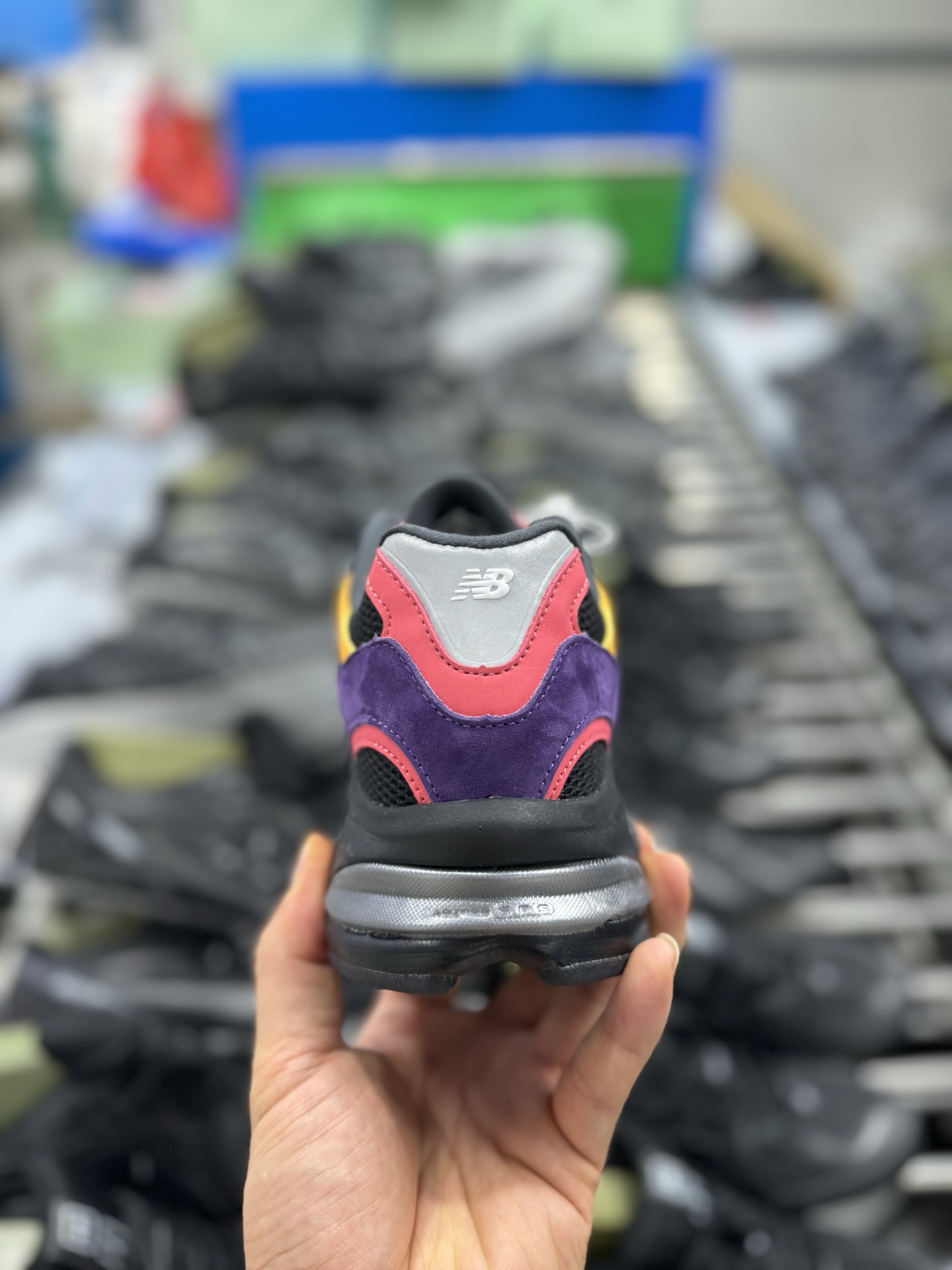 p240新货#纯原棕色 New Balance 2010系列 复古休闲跑步鞋 M2010ND