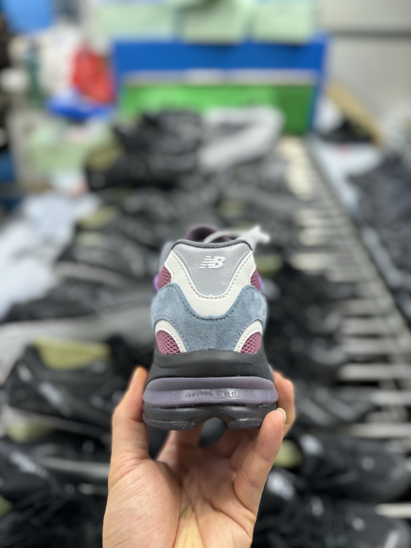 p240新货#纯原棕色 New Balance 2010系列 复古休闲跑步鞋 M2010ANB
