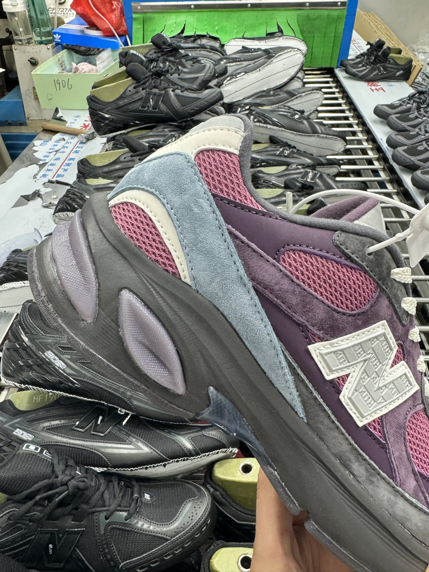 p240新货#纯原棕色 New Balance 2010系列 复古休闲跑步鞋 M2010ANB