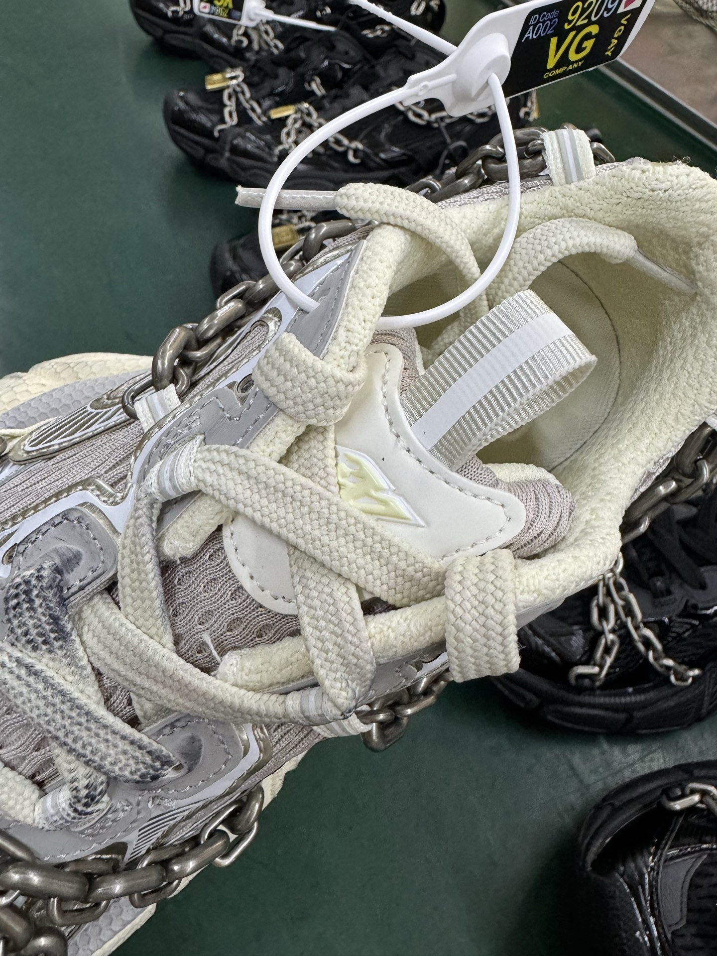 P550 VG版 童心锁Balenciaga Phantom Sneaker 3XL