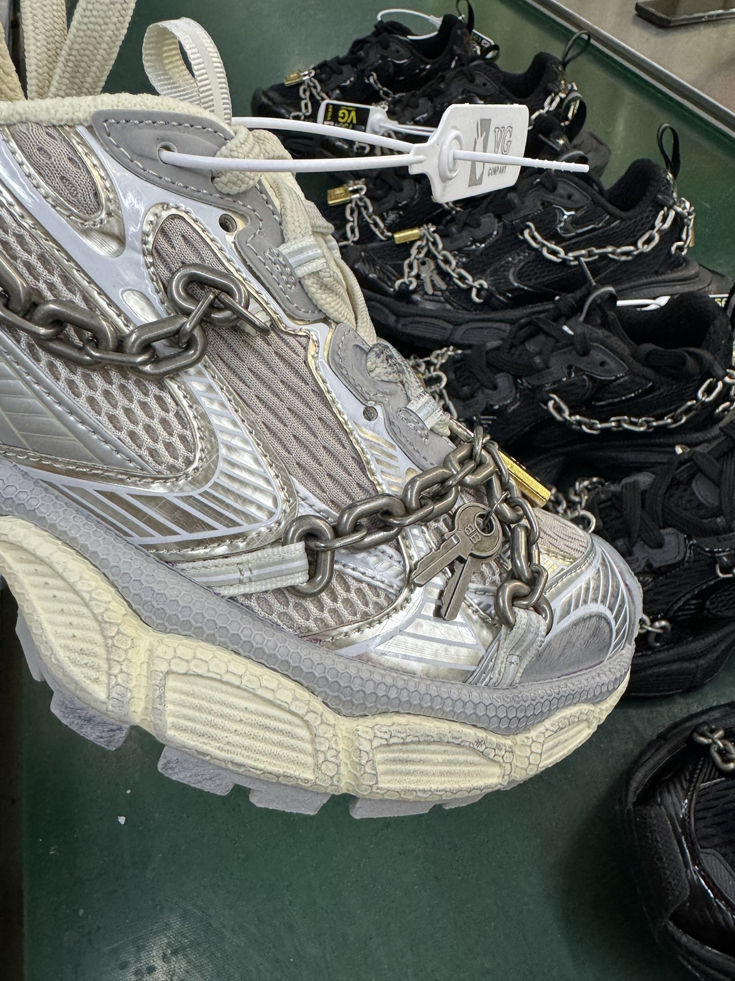 P550 VG版 童心锁Balenciaga Phantom Sneaker 3XL