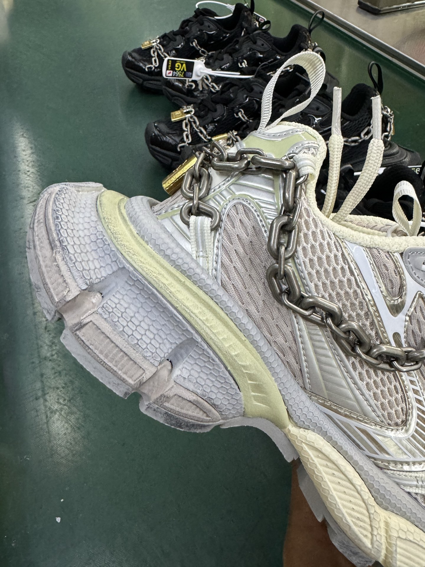 P550 VG版 童心锁Balenciaga Phantom Sneaker 3XL