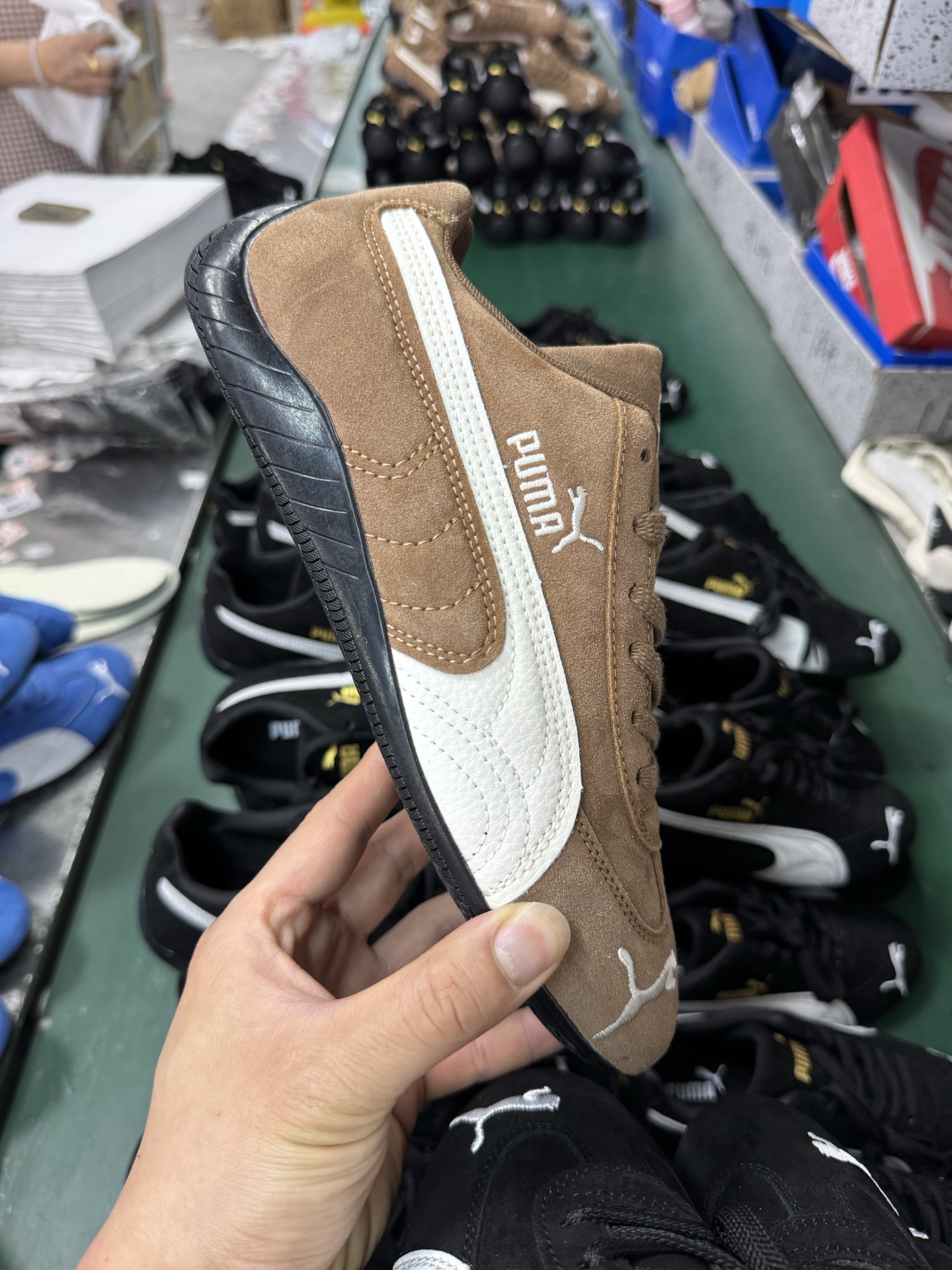 Puma Palermo OG Retro Sneakers - Low-Top Suede & Nylon Unisex Trainers 1 i1746948235357 9166 0 0