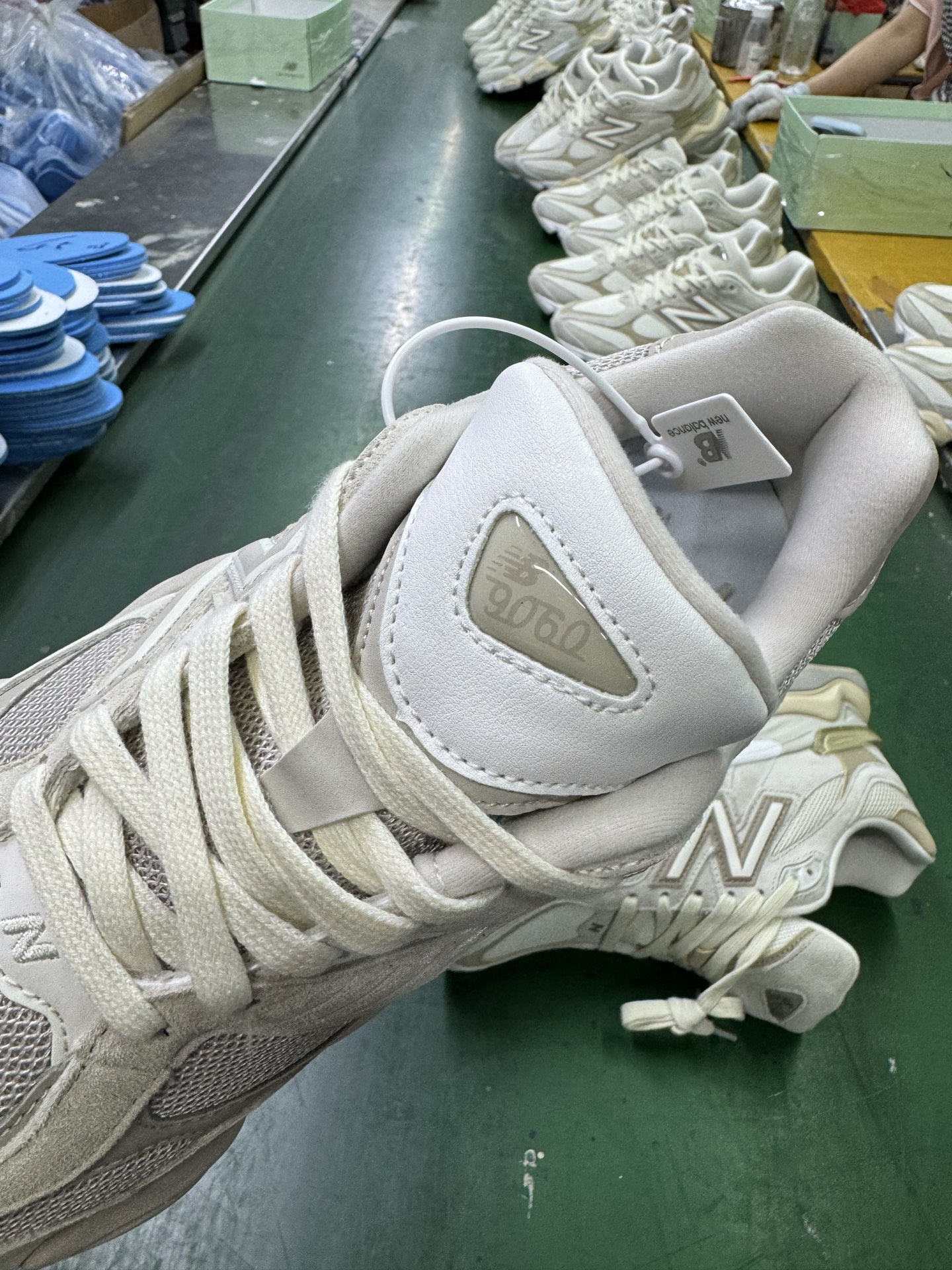 P240NB Joe Freshgoods x New Balance 版本NB9060 复古休闲运动慢跑鞋 U9060MM